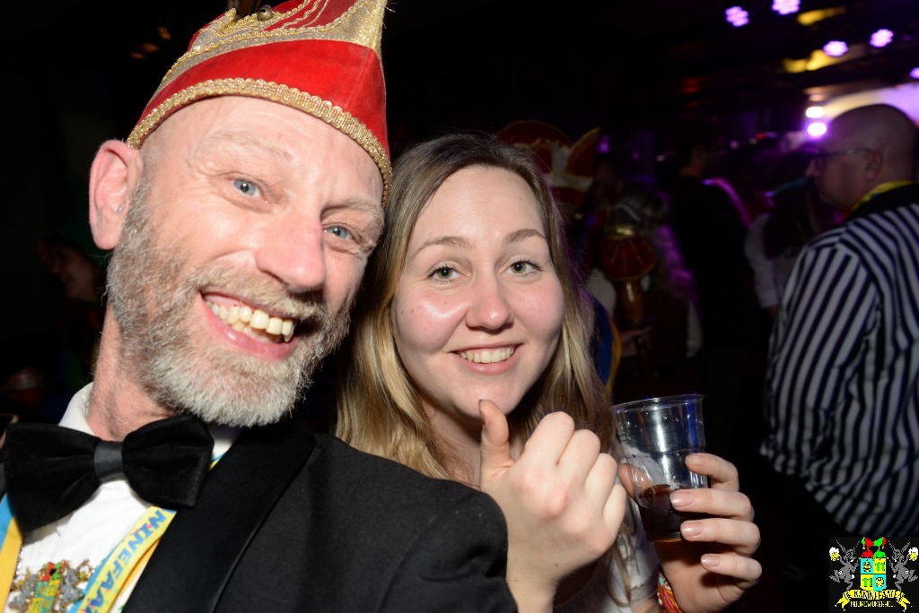 ../Images/Carnavals vrijdagavond in VdG 274.jpg